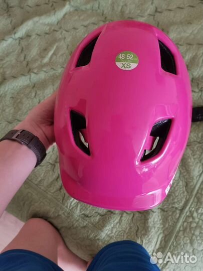 Десткий шлем decathlon