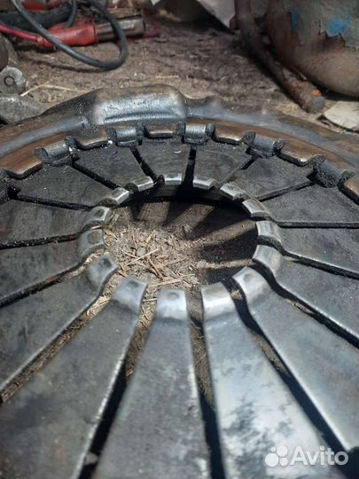 Корзина сцепления Isuzu Elf 4HG1