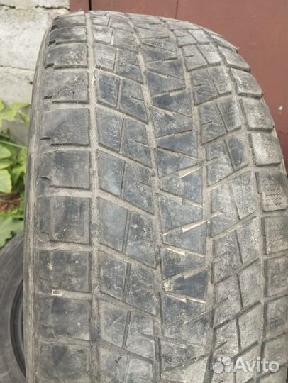 Bridgestone Blizzak DM-V1 255/60 R18