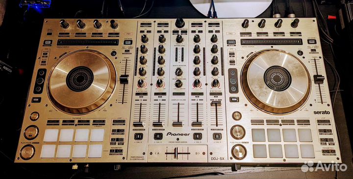 Dj контроллер Pioneer DDJ-SX-N gold
