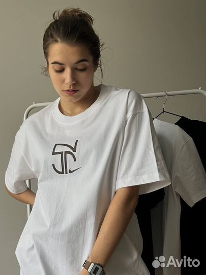 Хлопковая футболка nike hieroglyph