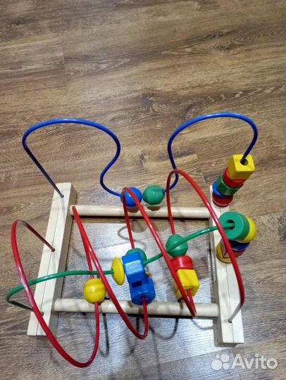 Игрушка лабиринт