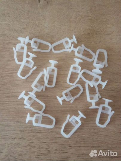 Крючок гвоздик для штор