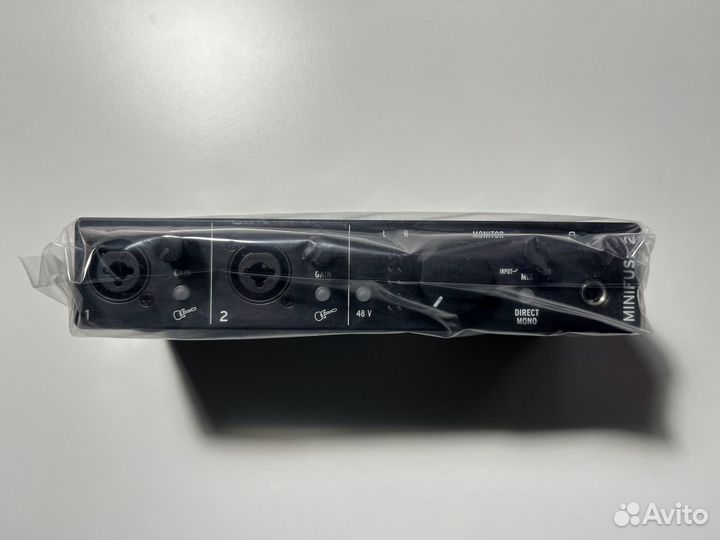 Звуковая карта Arturia Minifuse 2 Black новая