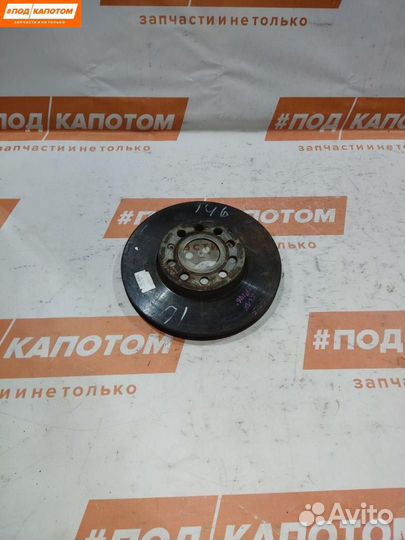 Диск тормозной передний Volkswagen Golf 6 2010