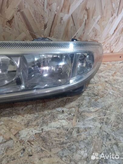 Фара Левая Рено Лагуна 2 8200002845