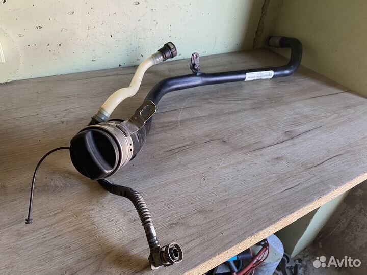 Топливная горловина bmw f10