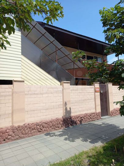 Комната 15 м², 2/2 эт.