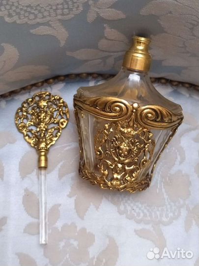 Флакон для духов старинный с путти