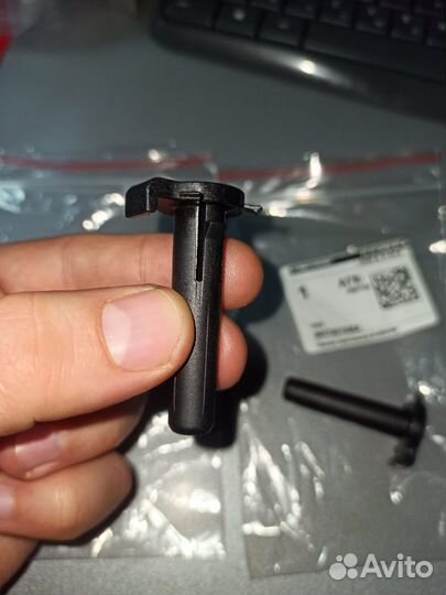 Кронштейн радиатора VAG WHT001506A