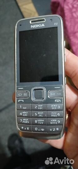 Nokia e52