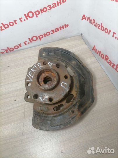 Левый поворотный кулак Opel Vectra B Опель Вектра