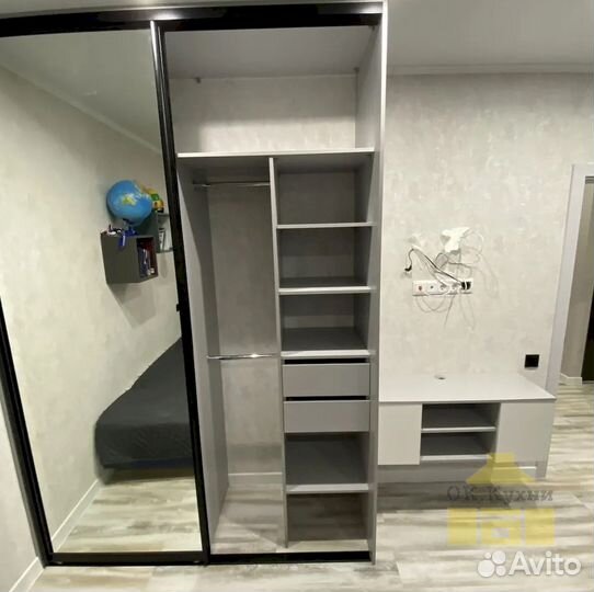 Шкаф стенка