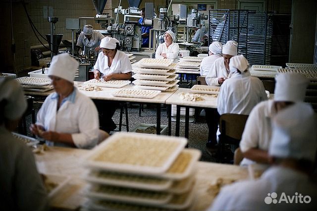 Лепщики(цы) полуфабрикатов