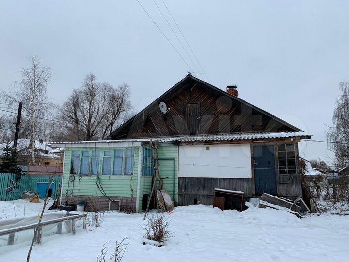 Дом 35 м² на участке 3 сот.