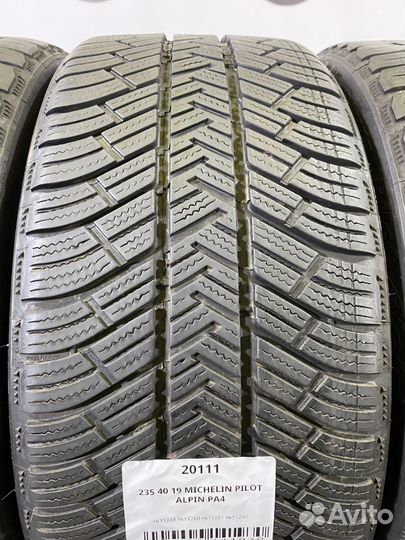 Michelin Pilot Alpin PA4 235/40 R19