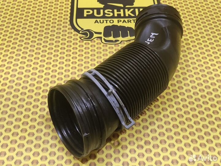Патрубок воздушного фильтра гофра Volkswagen Jetta