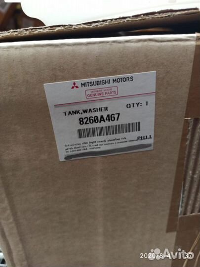 Бачок омывателя Mitsubishi Pajero Sport 3 8260A467