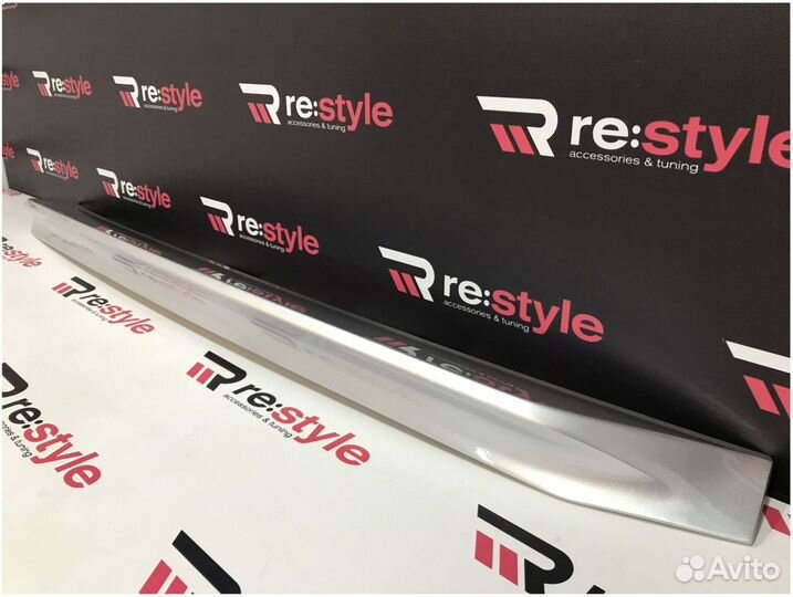 Спойлер Toyota Land Cruiser 200 2008-2015