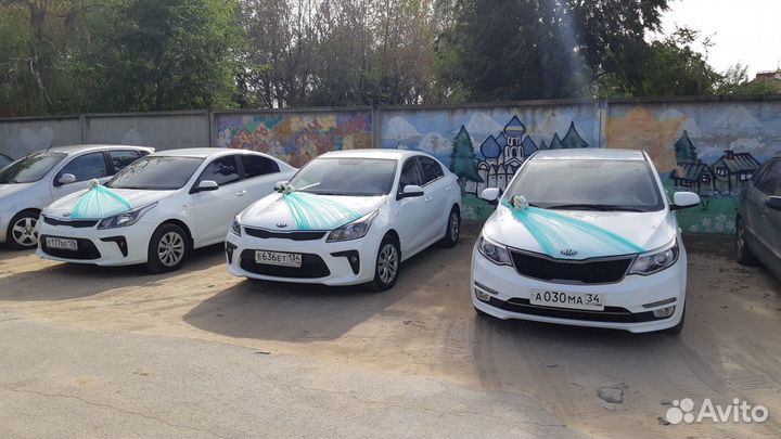 Свадебные украшения на авто