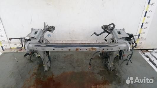 Передняя панель крепления облицовки (телевизор) to