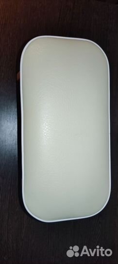 Маникюрная подставка