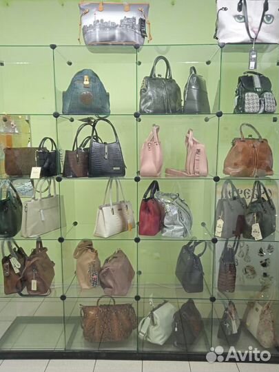 Стеклянная витрина напольная бу