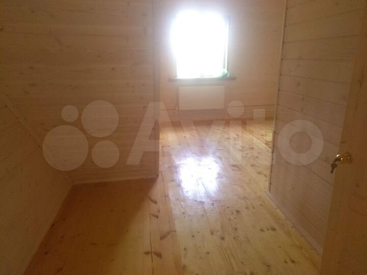 Дом 155 м² на участке 4 сот.