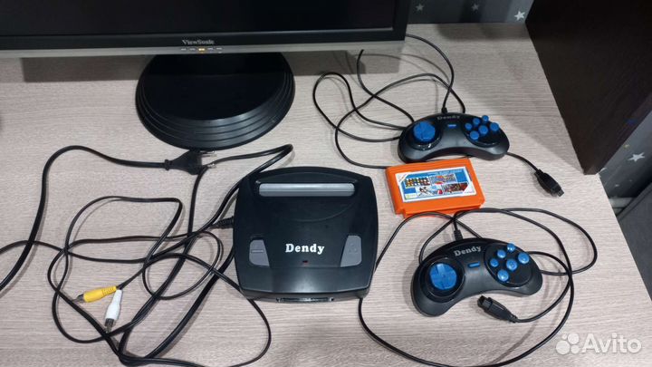 Игровая приставка dendy