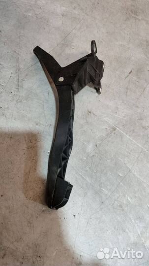 Педаль газа Ford Mondeo 3 рест. 2006 1S719P732CC