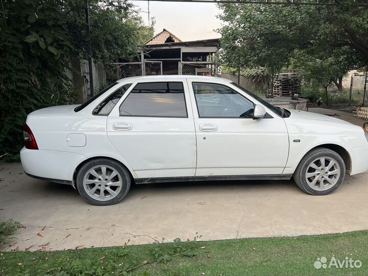 LADA Priora 1.6 МТ, 2015, битый, 245 000 км