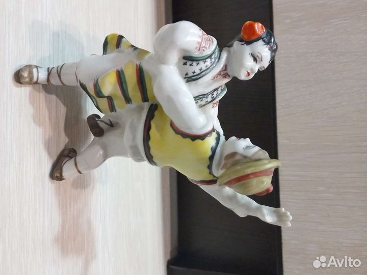 Фарфоровые статуэтки СССР