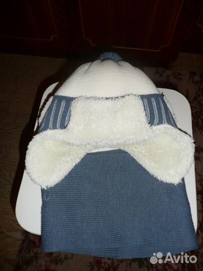 Шапка зимняя и шарф