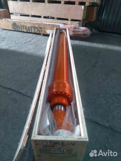 Гидроцилиндр рукояти 24409236B Doosan S225LC-V