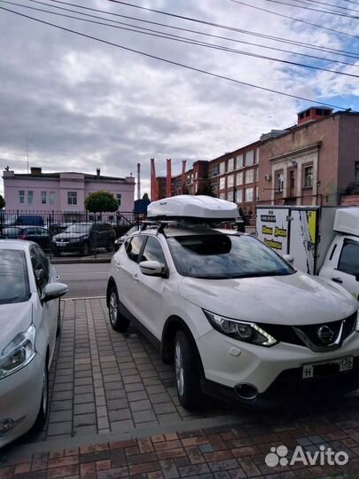 Автобокс Broomer Venture белый глянец на Nissan