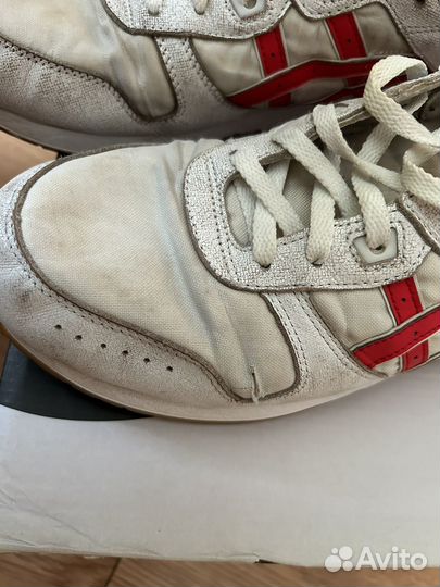 Кроссовки asics