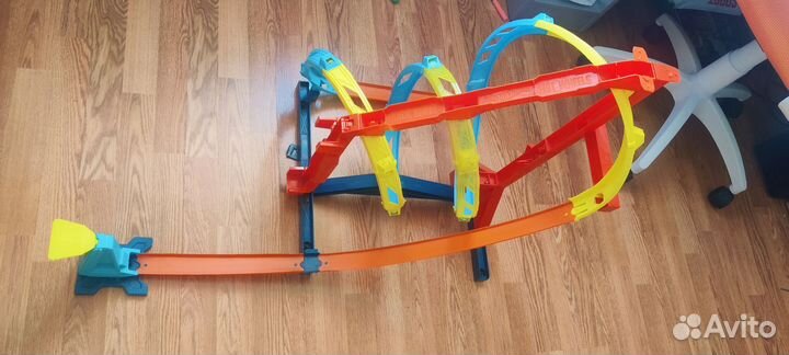 Hot Wheels Track Builder