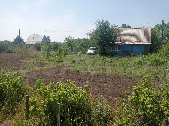 Дом 30 м² на участке 10 сот.