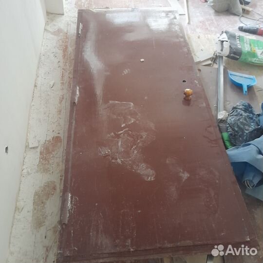 Дверь металлическая