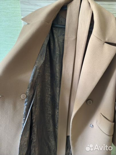 Пальто женское 42 44 бежевое