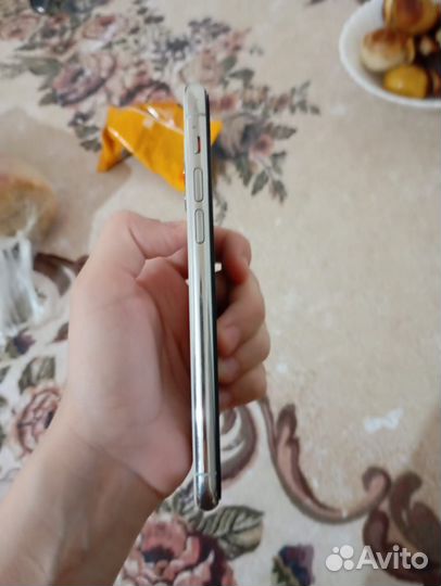 iPhone 11 Pro, 64 ГБ