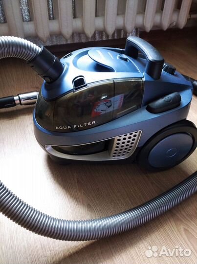 Пылесос с аквафильтром