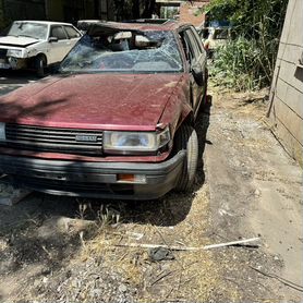 В полном разборе Nissan Bluebird 2.0 мт 1986