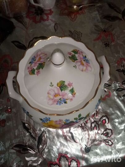 Блюдо фарфор