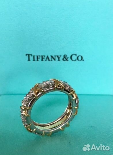 Золотое кольцо tiffany с бриллиантами