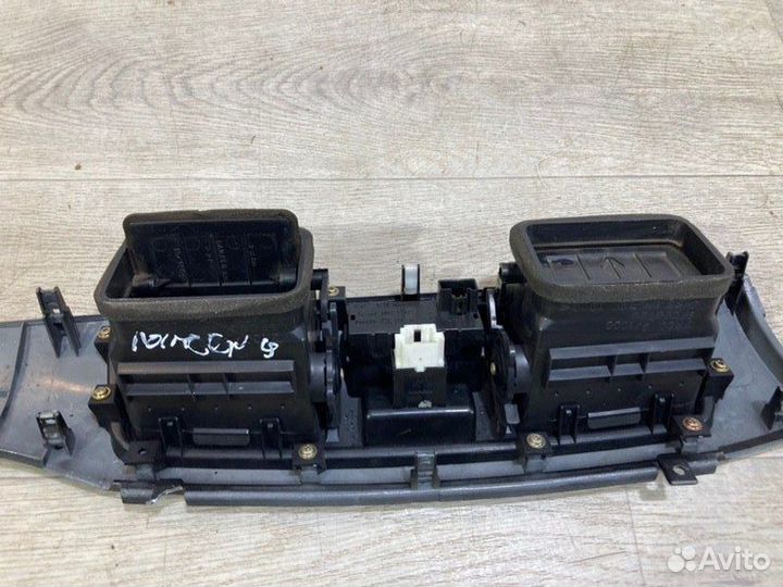 Накладка торпедо Mitsubishi Lancer 9 седан 4G18