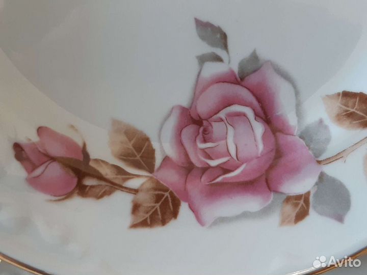 Набор посуды прекрасные розы