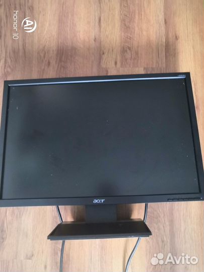 Монитор Aсer v223w