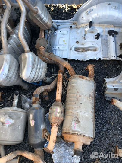 Глушитель Toyota land cruiser 200 4.6 бензин