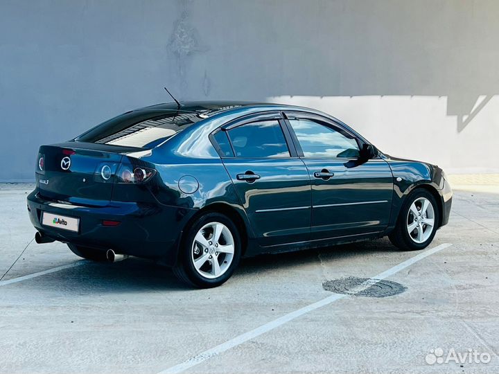 Mazda 3, 2005